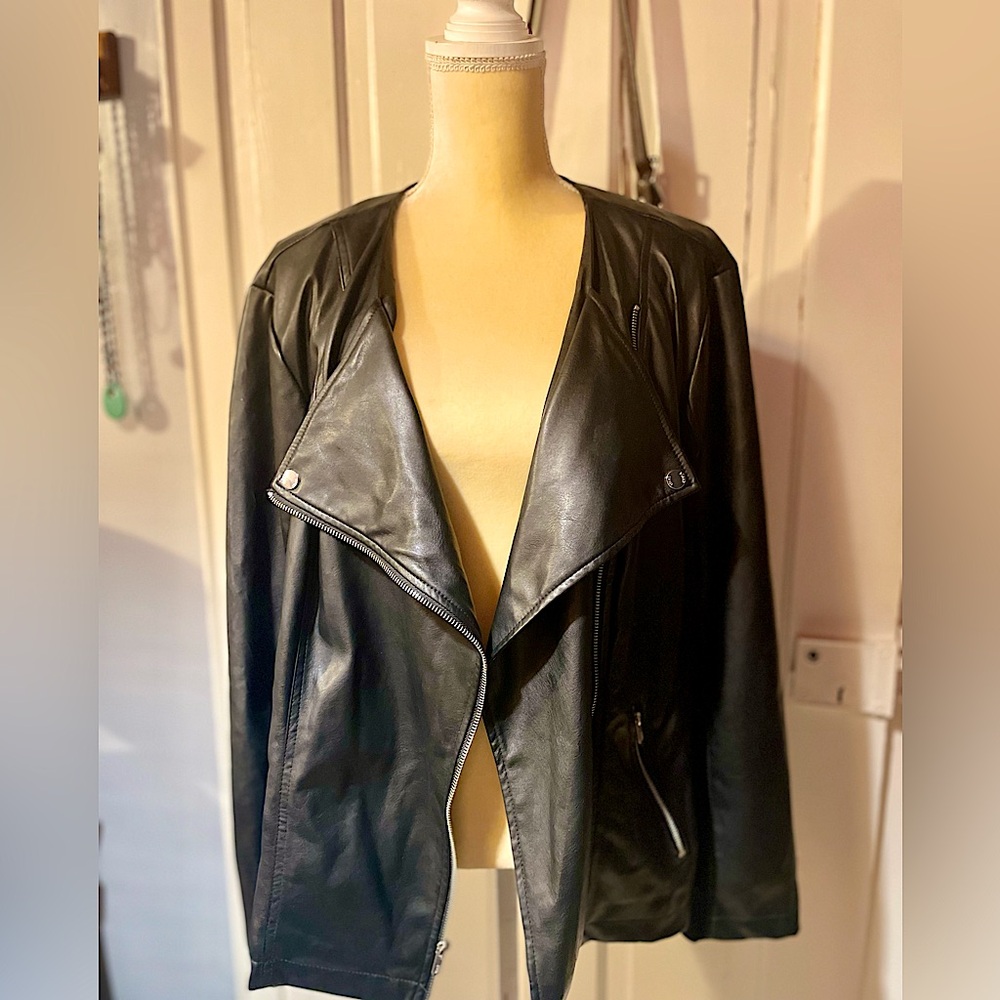 Black Rivet Women's Classic Black Faux Leather Moto Jacket 2X